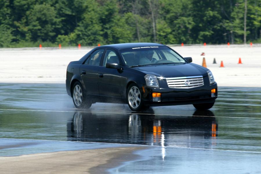  Cadillac CTS 2003 года  (фото 19 из 68)